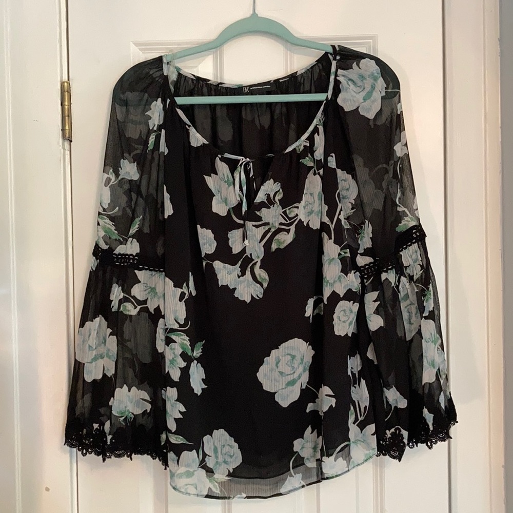 Floral top